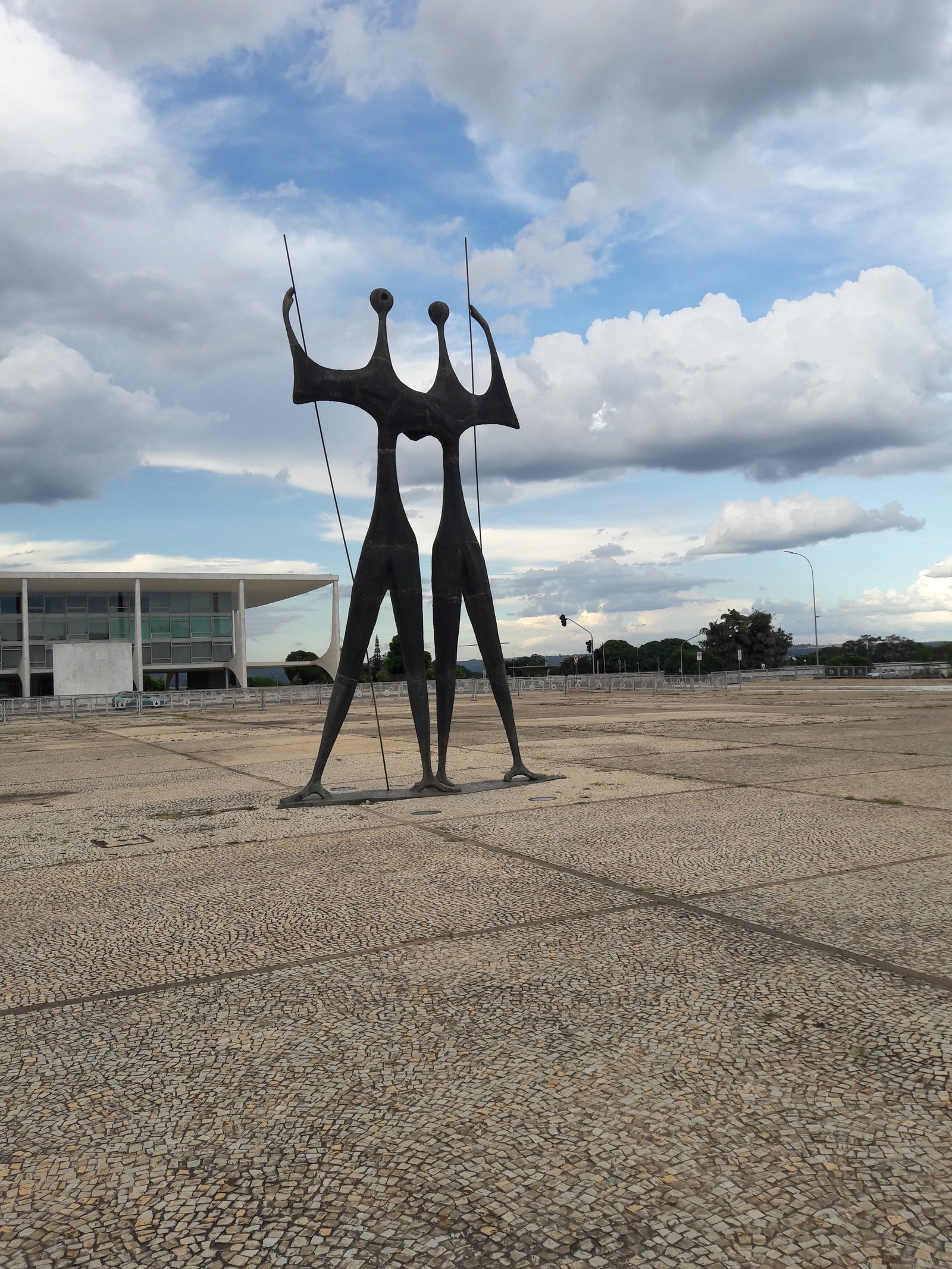 Monumento Os Candangos na Praça dos Três Poderes, em Brasília