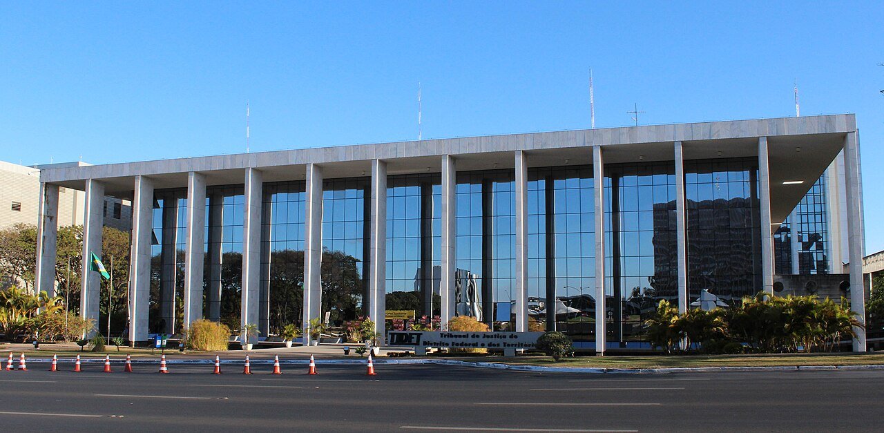Fachada do Tribunal de Justiça do Distrito Federal e dos Territórios
